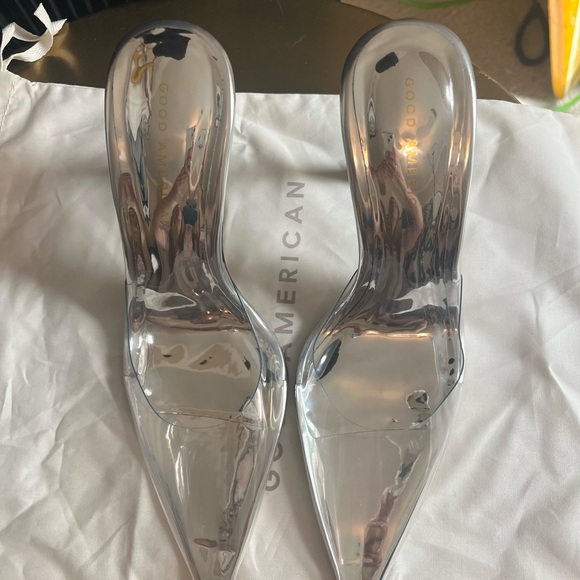 Good American Heels*Size 7* Clear with silver*Comes With Dust Bag* - Picture 9 of 9